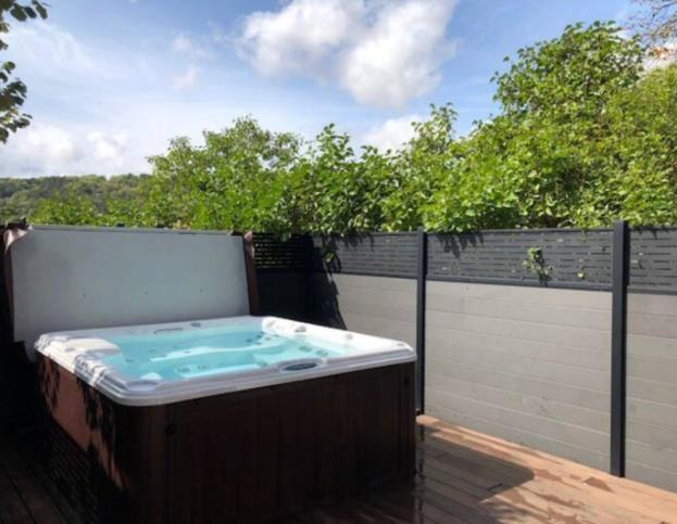 Chambre Avec Acces Jacuzzi Plombieres-les-Dijon 외부 사진